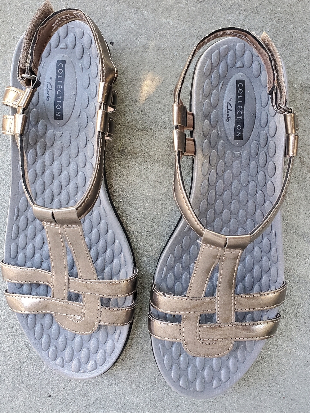 New Clarks Collection Sonar Aster Sandles, Pewter, 8.5M, Never Worn